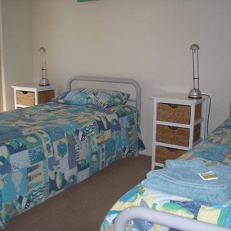Beaches Apartments Merimbula Quarto foto