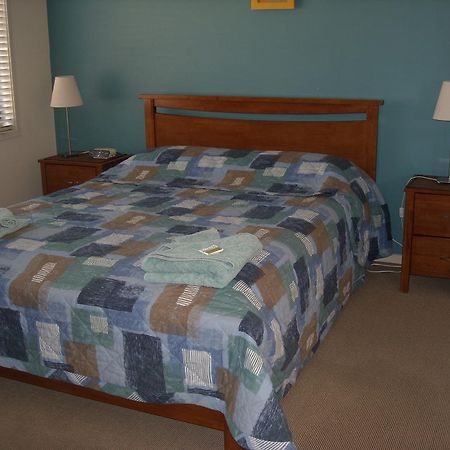 Beaches Apartments Merimbula Quarto foto